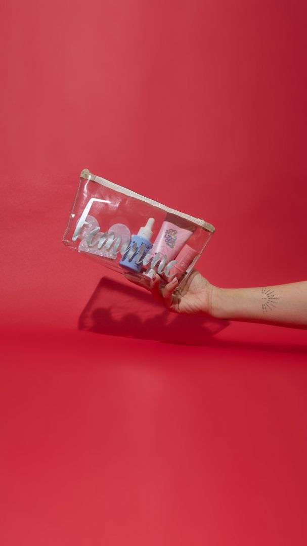 Yeni sezon makyaj çantası şeffaf