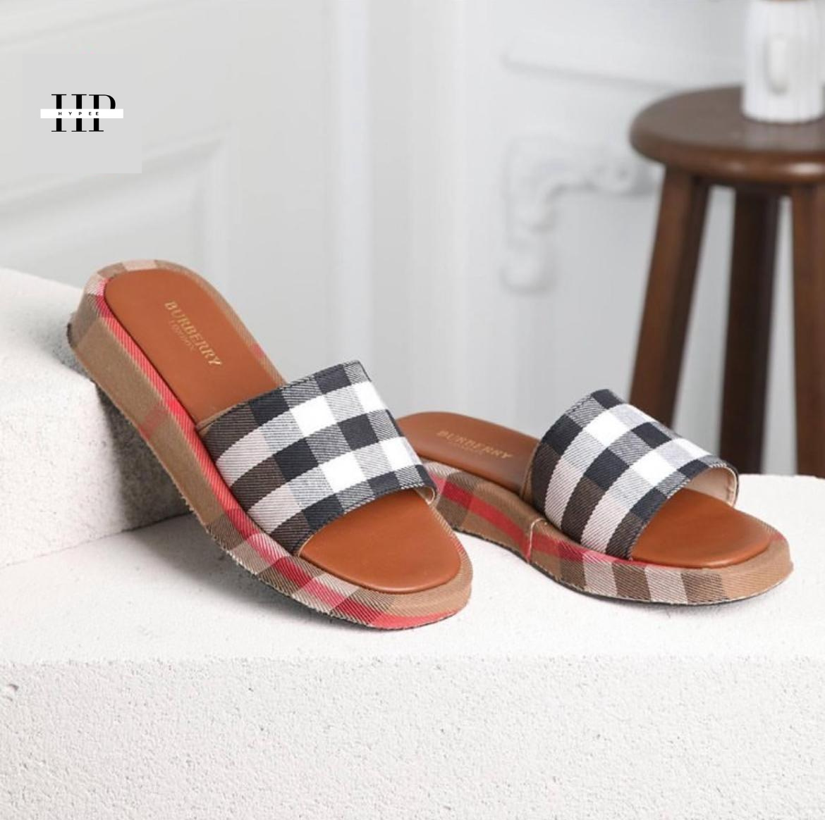 BURBERRY T1002 KADIN VİP TERLİK