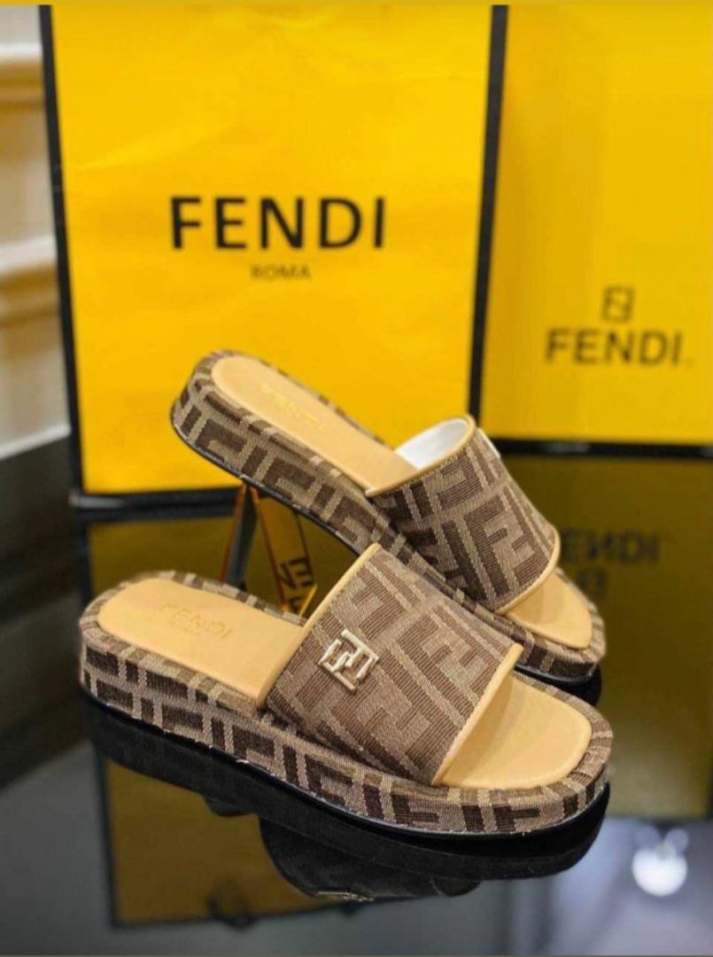 FENDİ T1000 KADIN VİP TERLİK